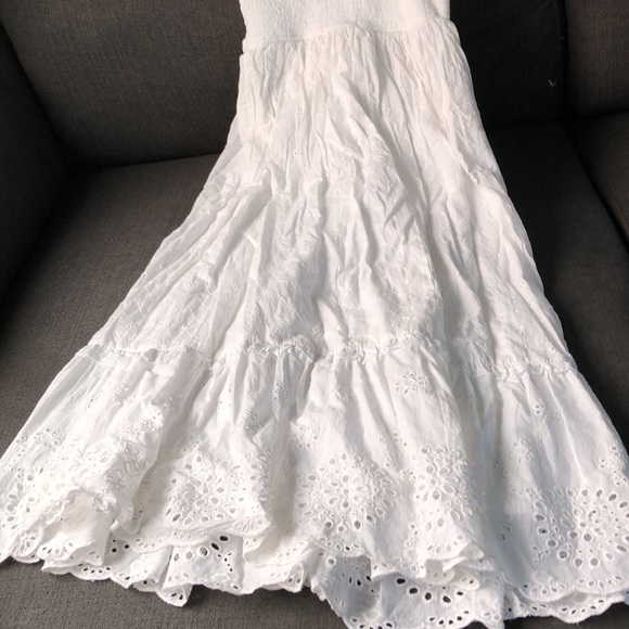 Is used one time , look in very good condition. - Picture 5 of 5